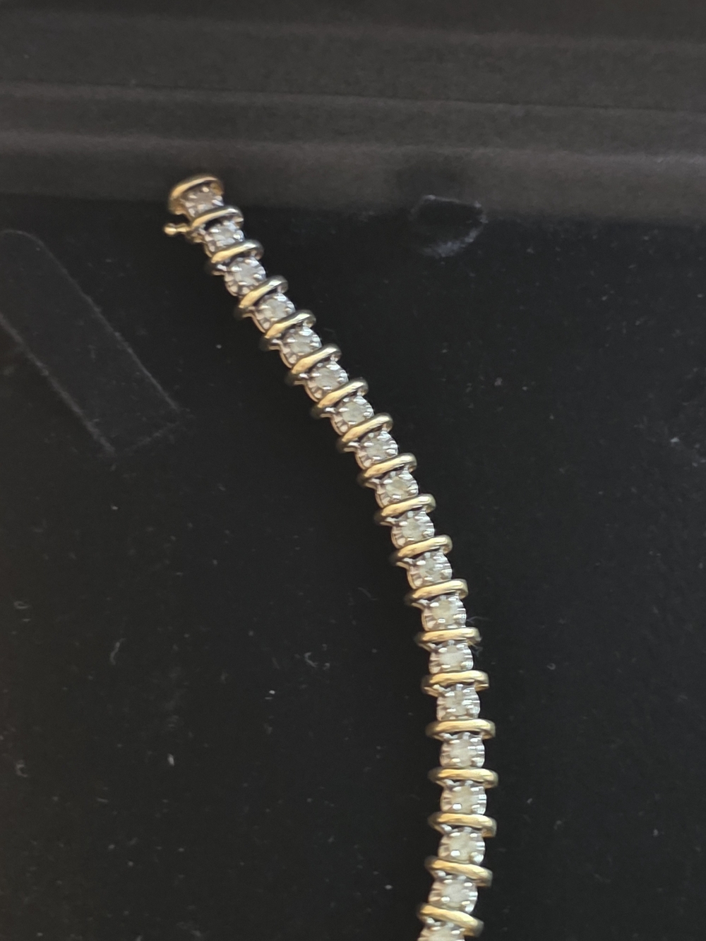 10kt Tennis Bracelet with Diamonds - Picture 2 of 2